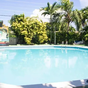 Holidays At Heaven Runaway Bay