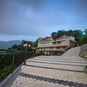 Hotel Misty Queen By Dimora, Kakkadampoyil